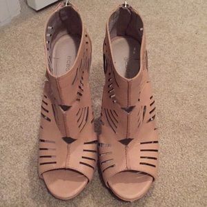 BCBGeneration heels